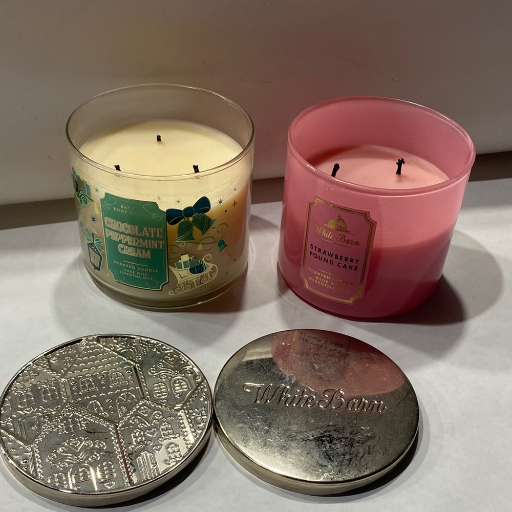 White Barn Candle Duo chocolate peppermint cream & strawberry poundcake used